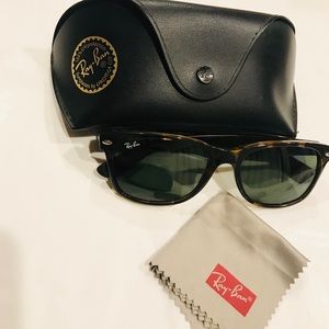 Ray-Ban Sunglasses